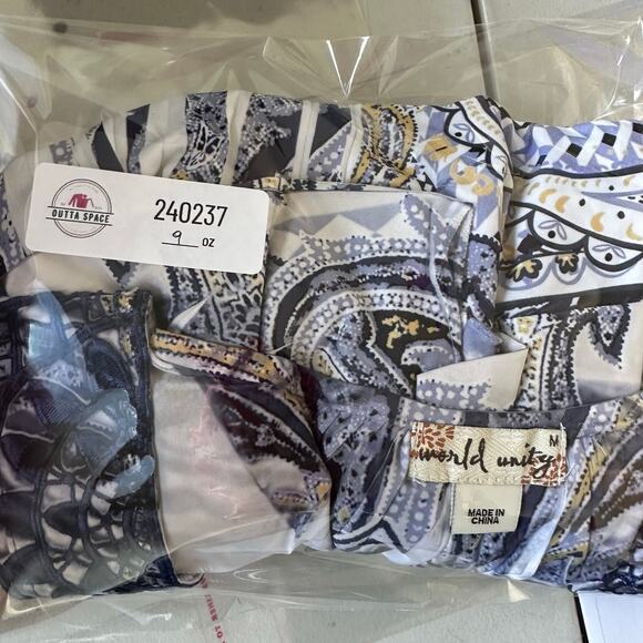 Womens Shirt Size Medium Embroidered Hippie Biker Festival Resort Beachy - Picture 6 of 6